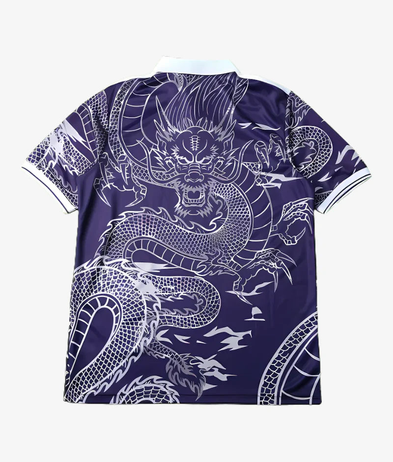 Bagside af Real Madrid concept shirt i lilla med stor hvid dragegrafik